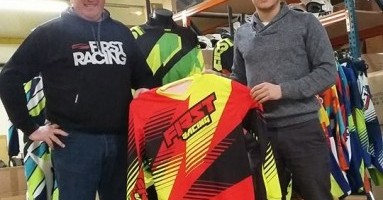 Julien PERRET signe avec FIRST RACING (Fringue moto) pour 2015